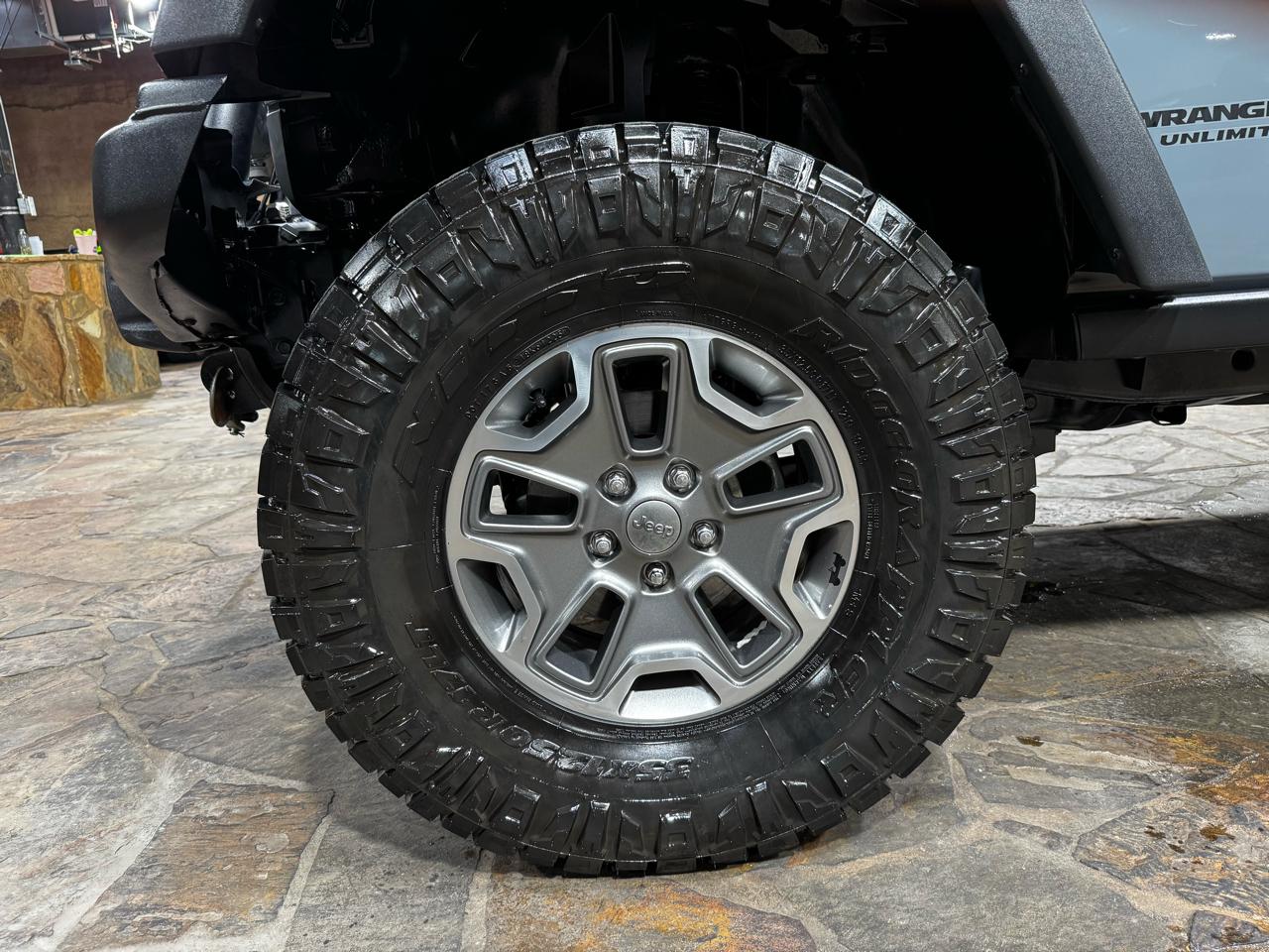 Jeep Wrangler Unlimited 4WD 4dr Rubicon 2014