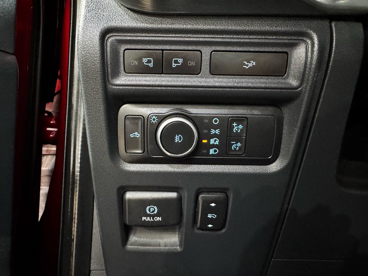Ford F-150 Lariat SuperCrew 5.5-ft. Bed 4WD 2022