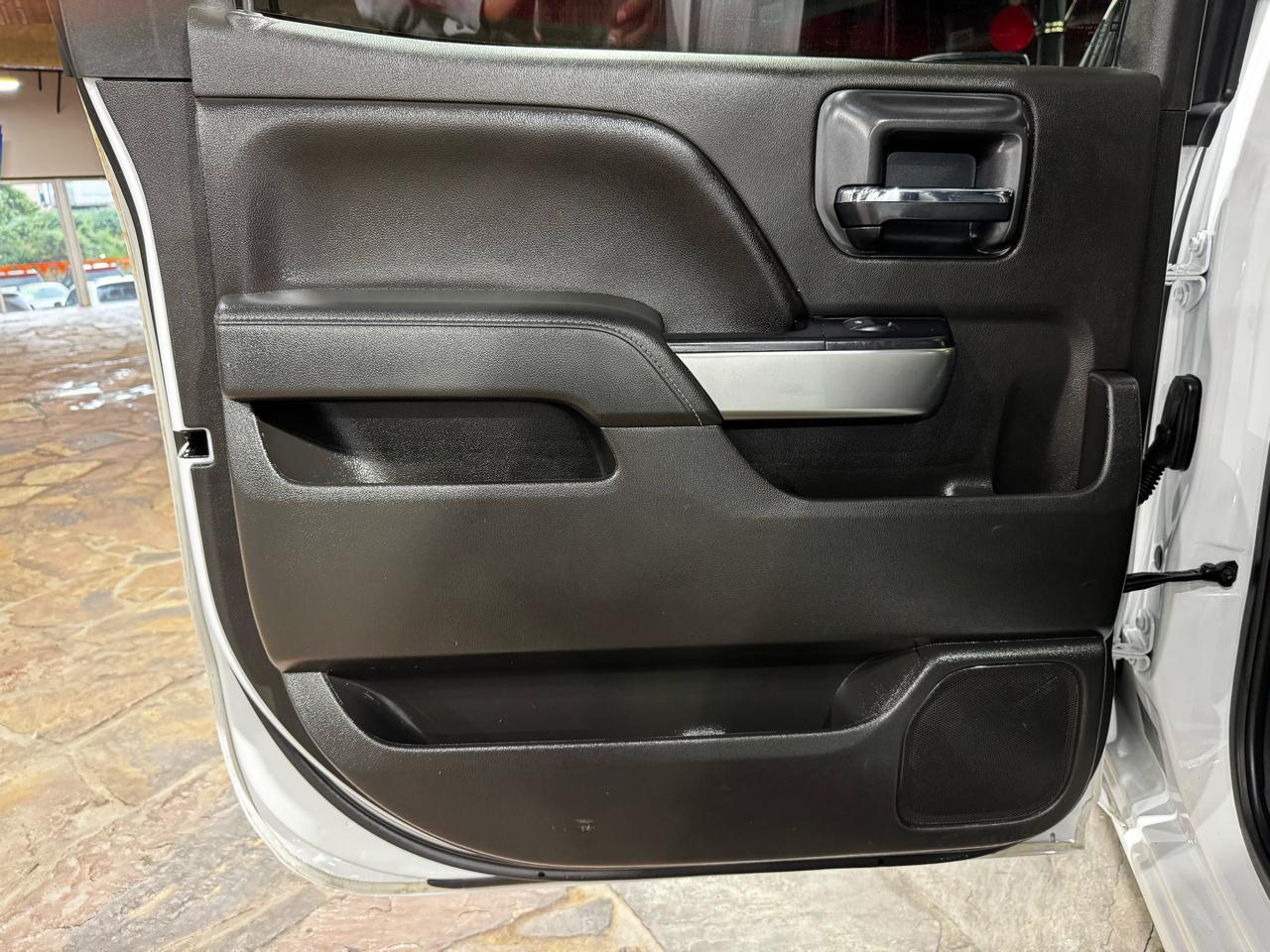 Chevrolet Silverado 1500 2WD Crew Cab 143.5" LT w/1LT 2018