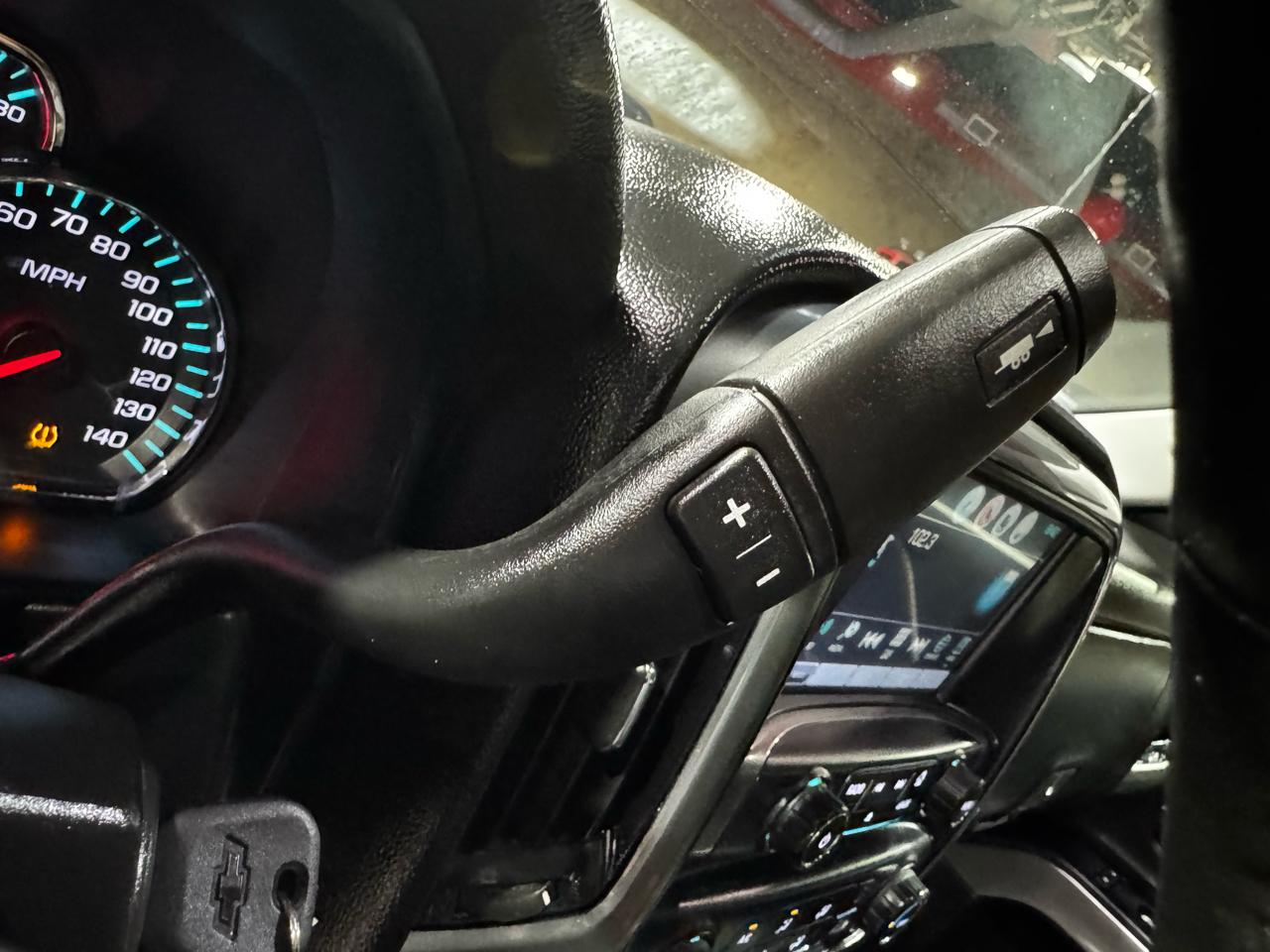Chevrolet Silverado 1500 2WD Crew Cab 143.5" LT w/1LT 2018