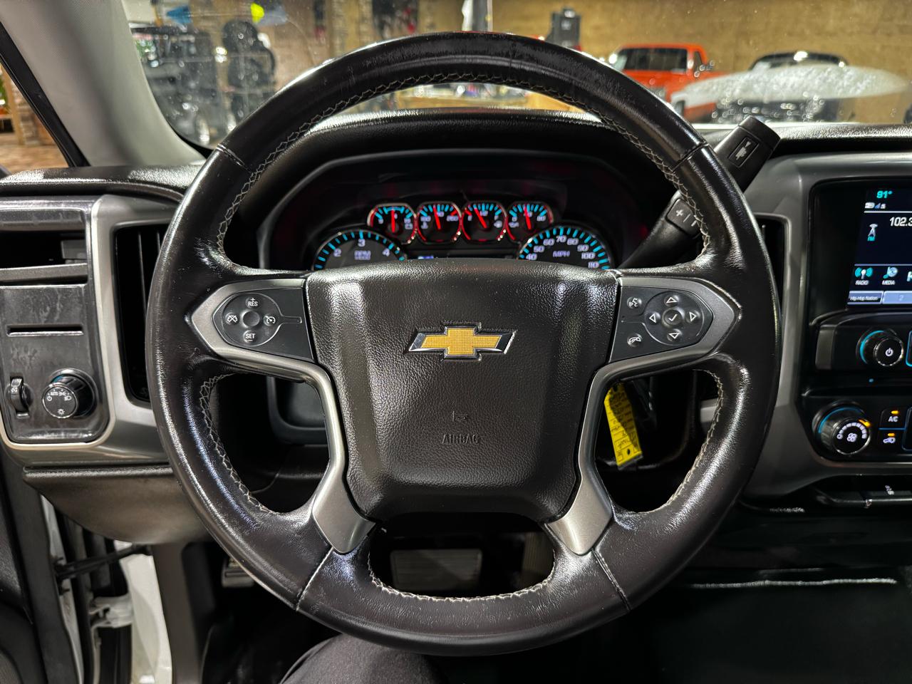 Chevrolet Silverado 1500 2WD Crew Cab 143.5" LT w/1LT 2018