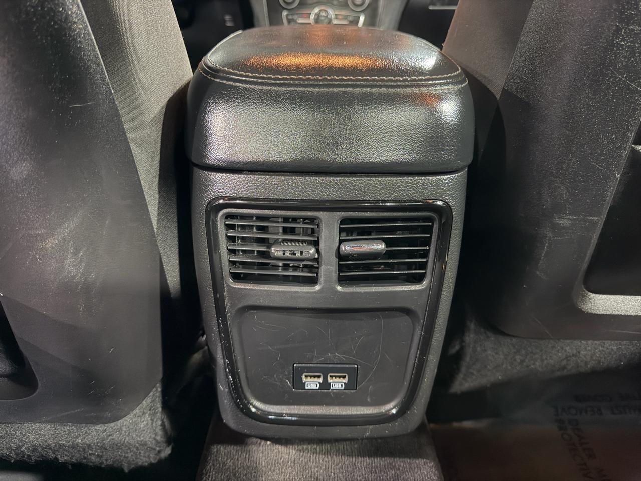 Dodge Charger SXT RWD 2018