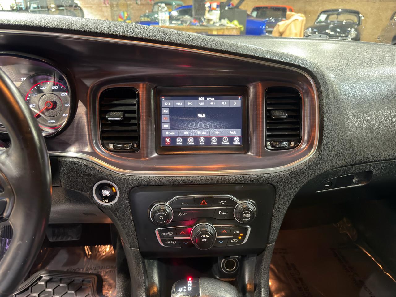 Dodge Charger SXT RWD 2018