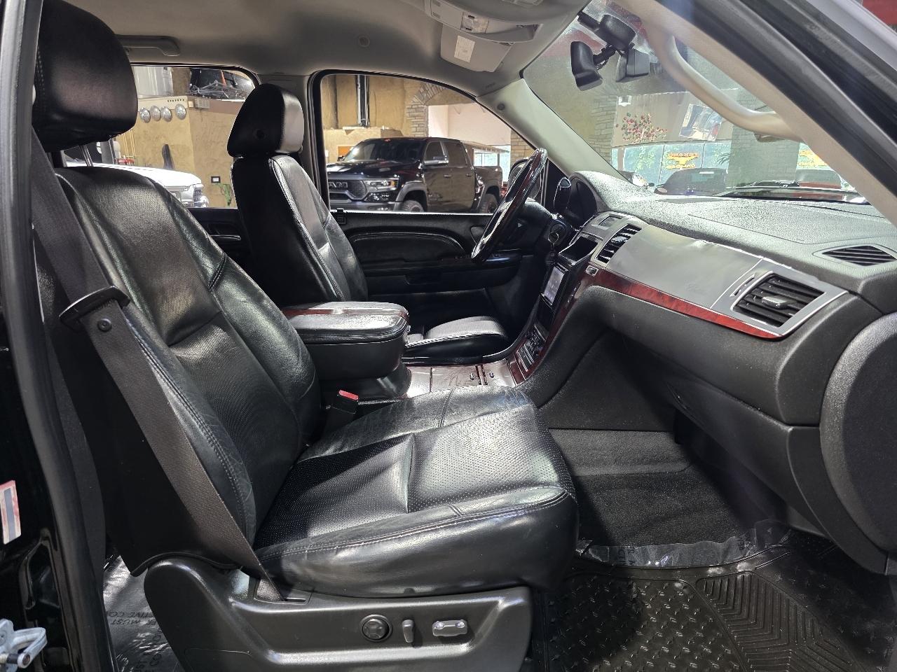 Cadillac Escalade EXT AWD 4dr 2007