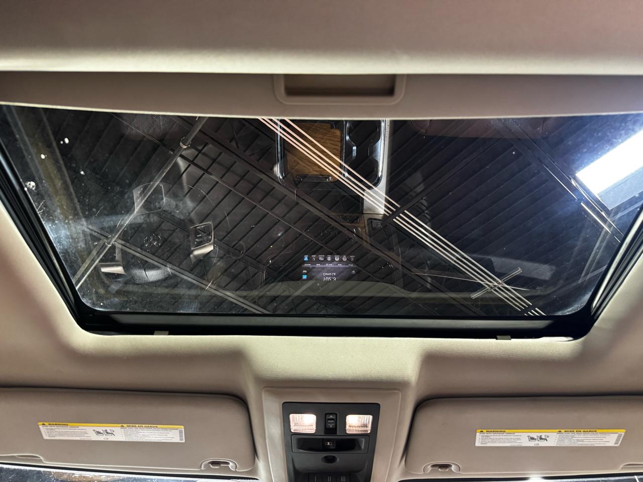 RAM 1500 4WD Crew Cab 140.5" Longhorn 2016