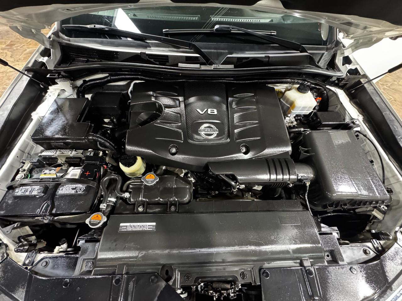Nissan Armada 4x2 SL 2017