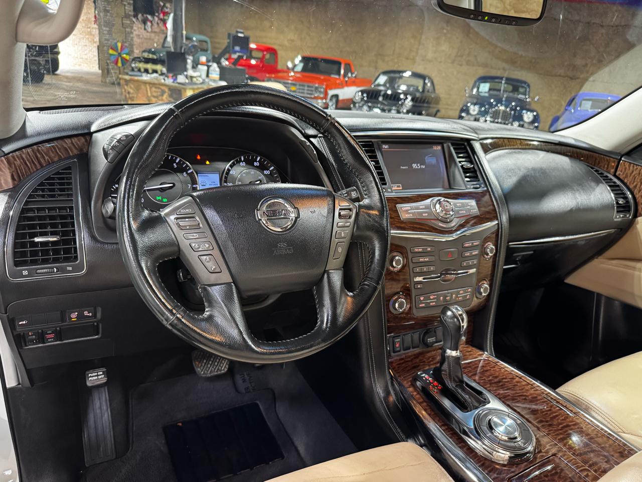 Nissan Armada 4x2 SL 2017
