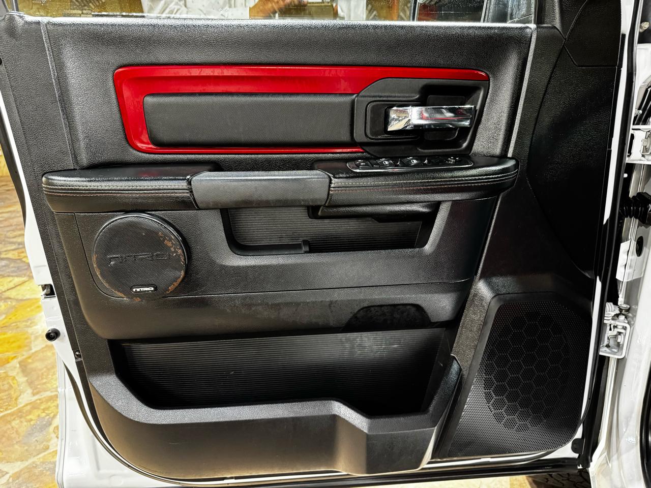 RAM 1500 2WD Crew Cab 140.5" Rebel 2016