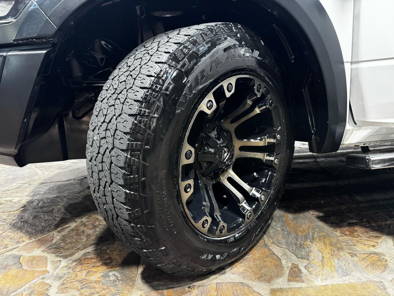 RAM 1500 2WD Crew Cab 140.5" Rebel 2016