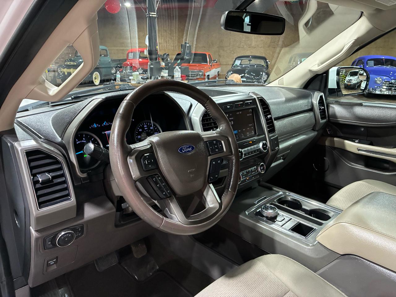 Ford Expedition Max XLT 4x2 2019