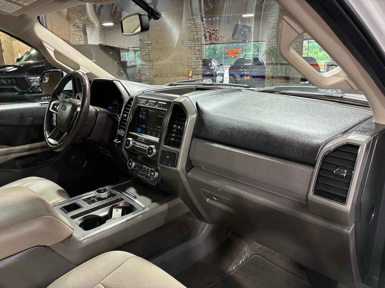 Ford Expedition Max XLT 4x2 2019
