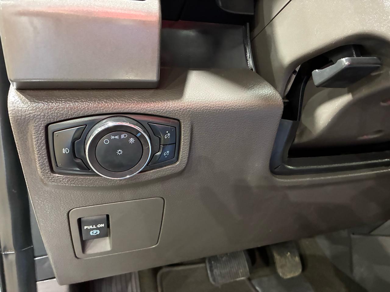 Ford Expedition Max XLT 4x2 2019
