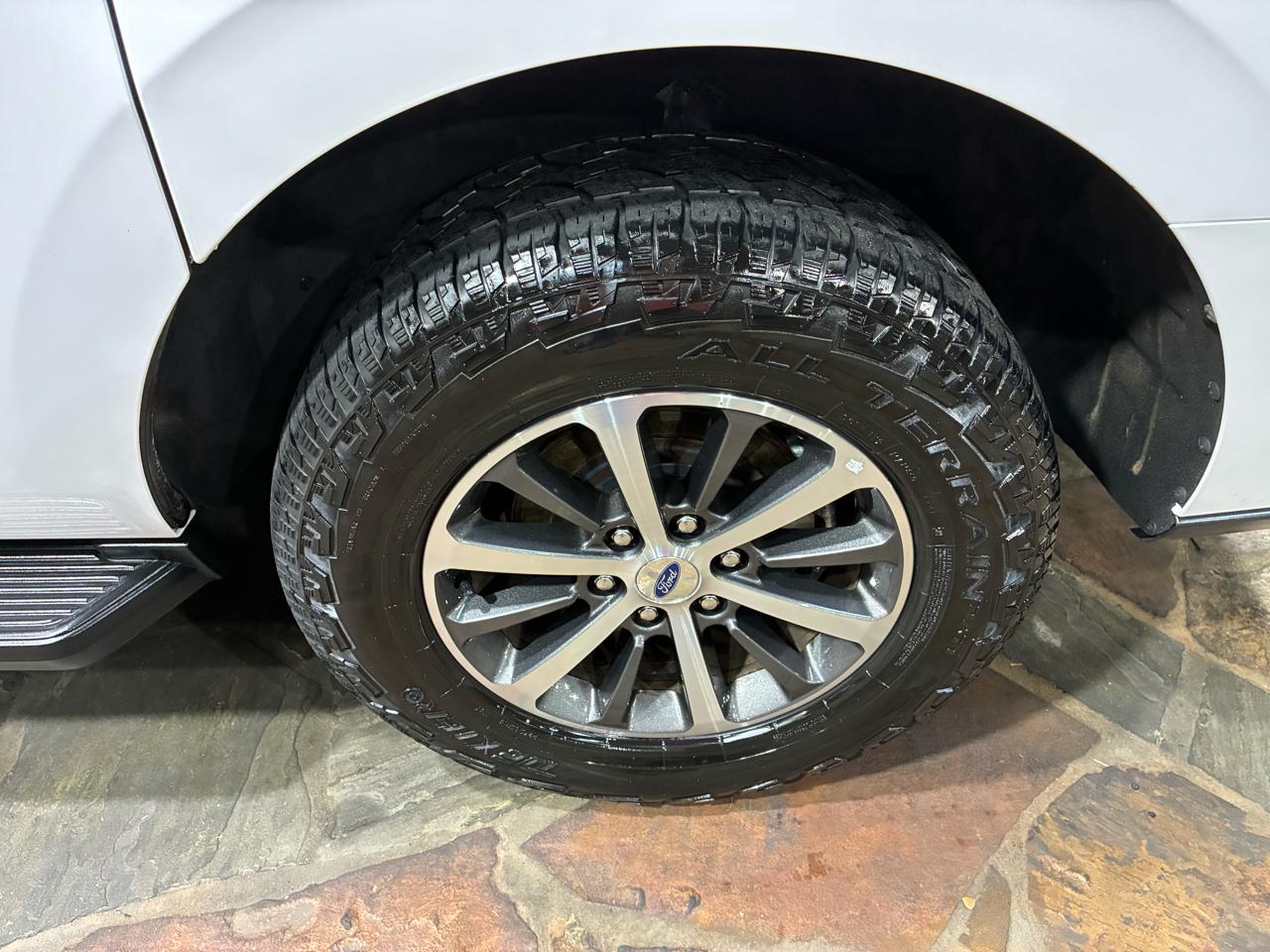 Ford Expedition Max XLT 4x2 2019