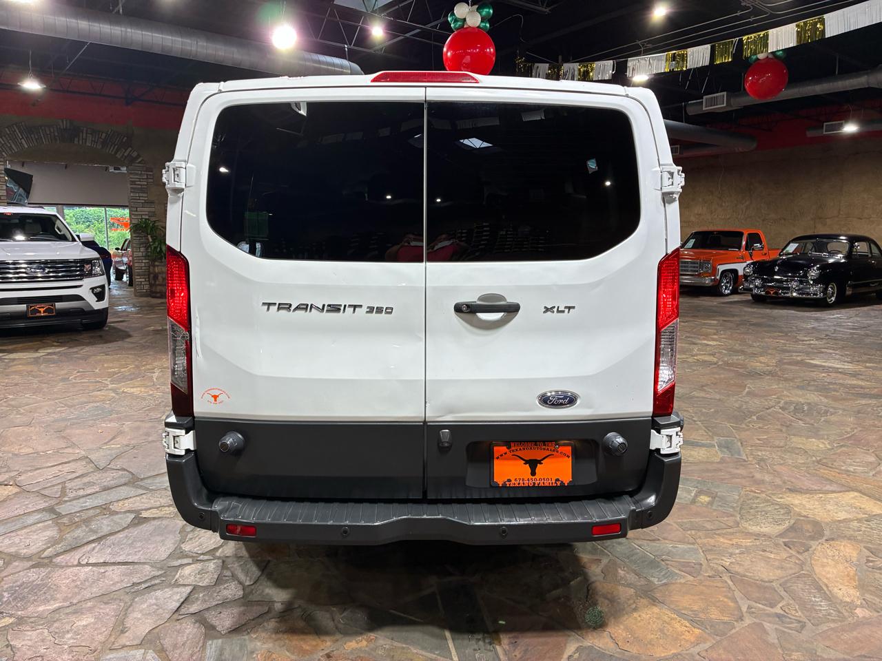 Ford Transit Passenger Wagon T-350 148" Low Roof XLT Sliding RH Dr 2018