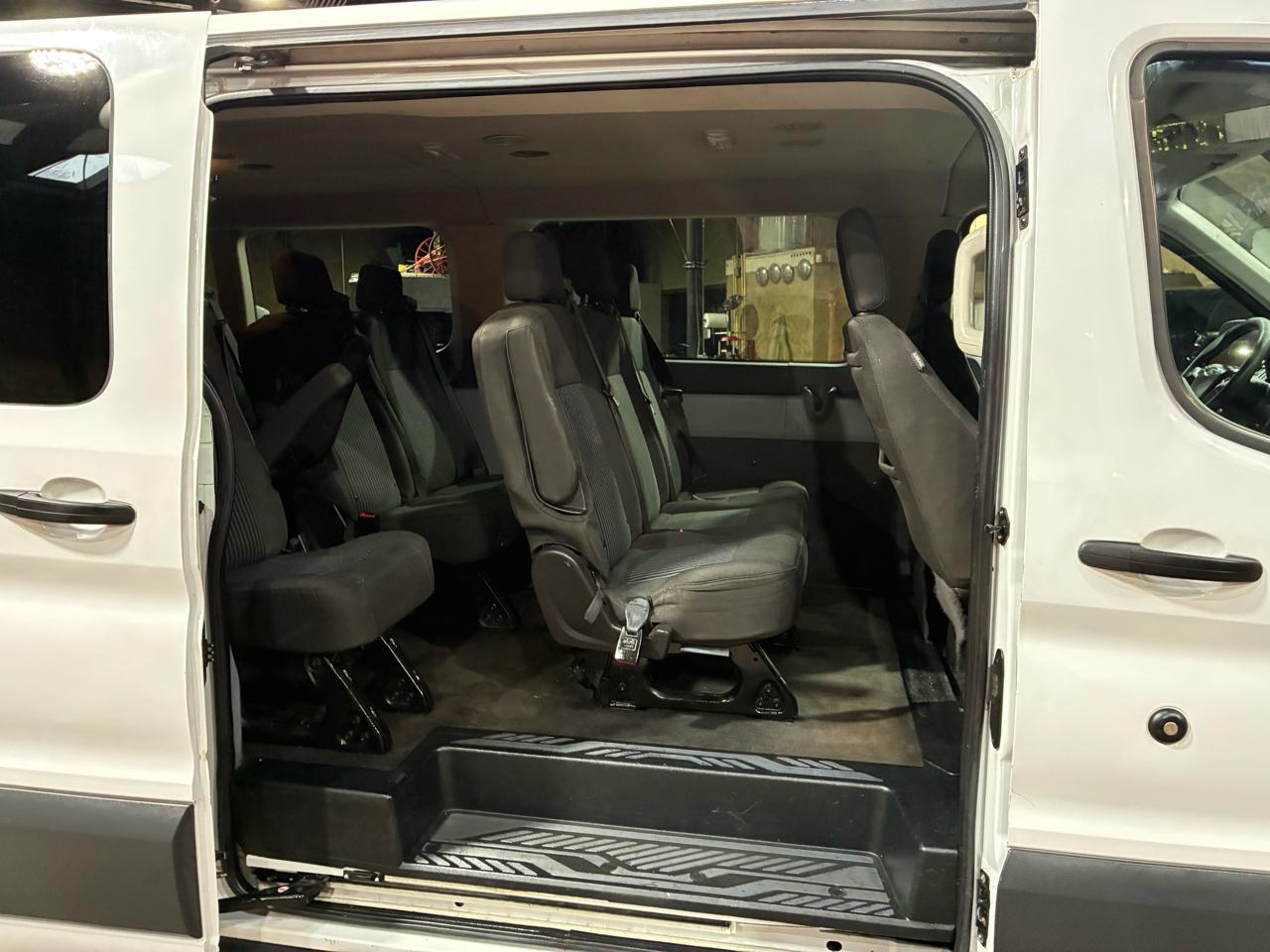 Ford Transit Passenger Wagon T-350 148" Low Roof XLT Sliding RH Dr 2018