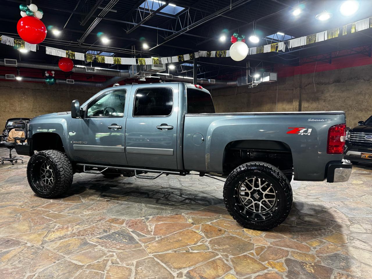 Chevrolet Silverado 2500HD 4WD Crew Cab 153" LTZ 2008