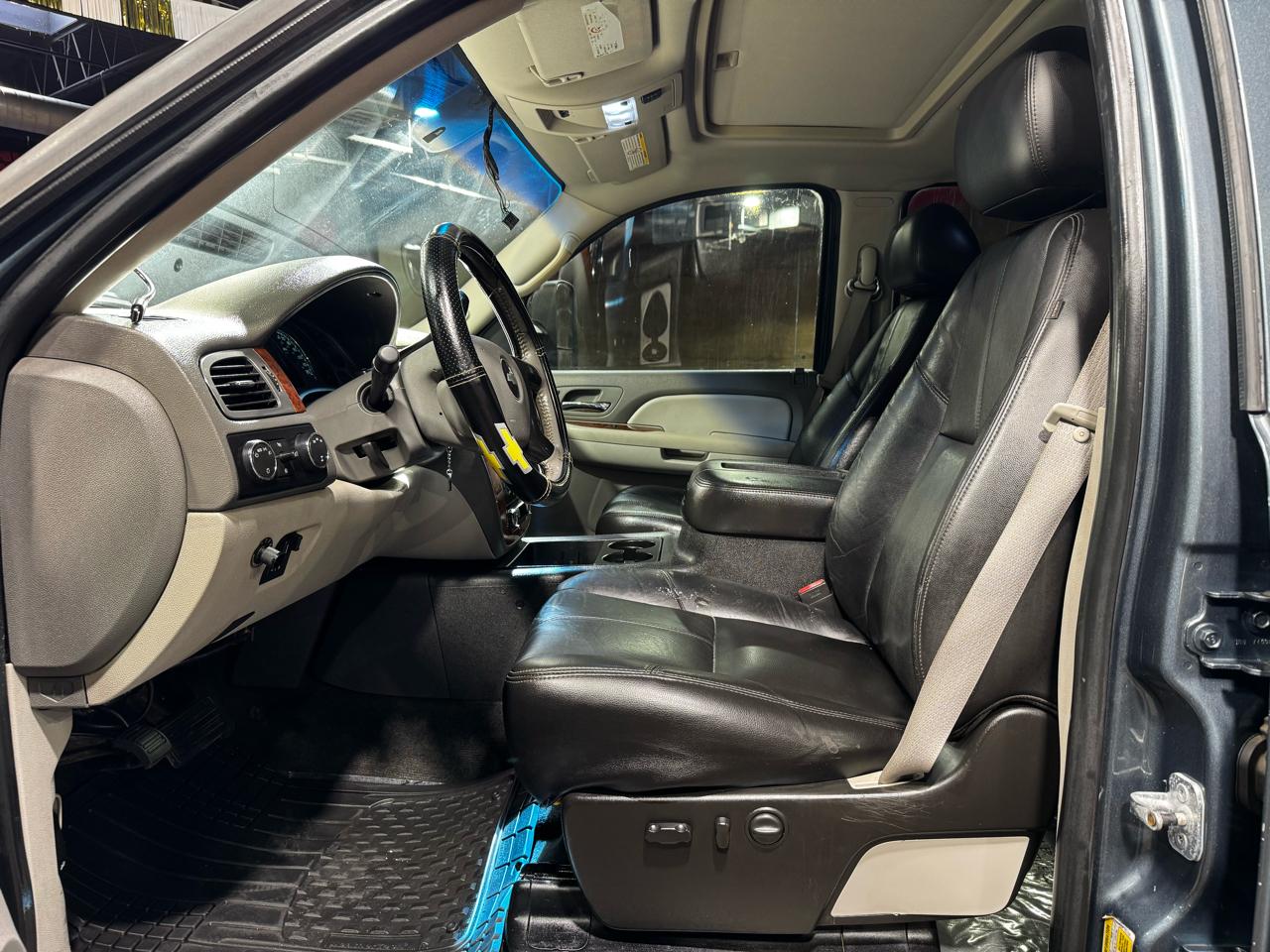 Chevrolet Silverado 2500HD 4WD Crew Cab 153" LTZ 2008