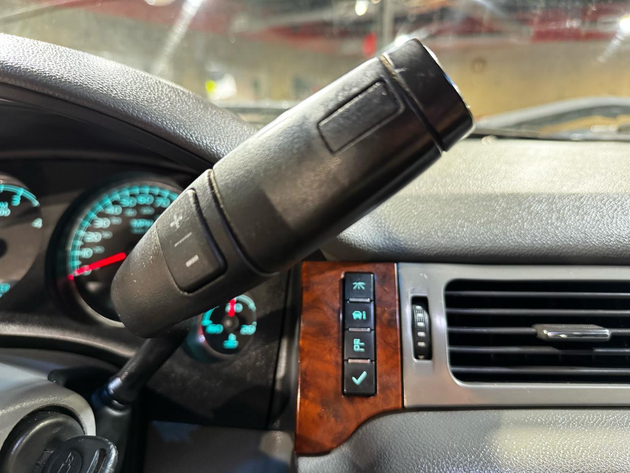 Chevrolet Silverado 2500HD 4WD Crew Cab 153" LTZ 2008