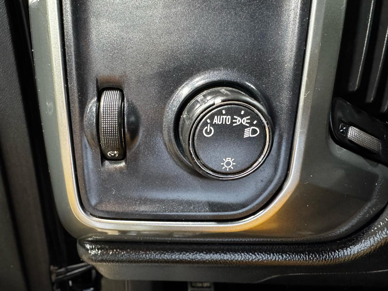 Chevrolet Silverado 1500 LD 2WD Double Cab LT 2019