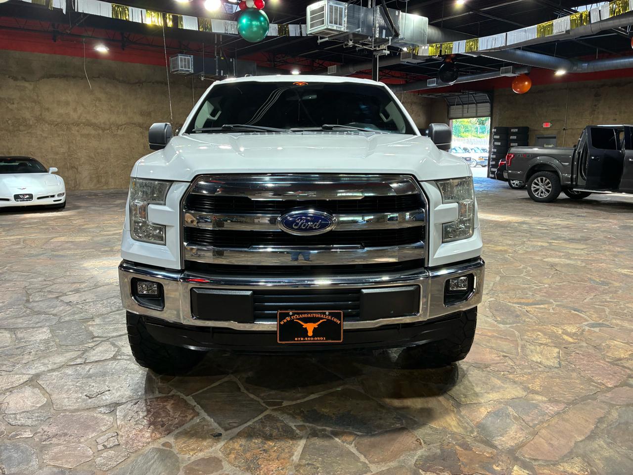 Ford F-150 4WD SuperCab 133" XLT 2015