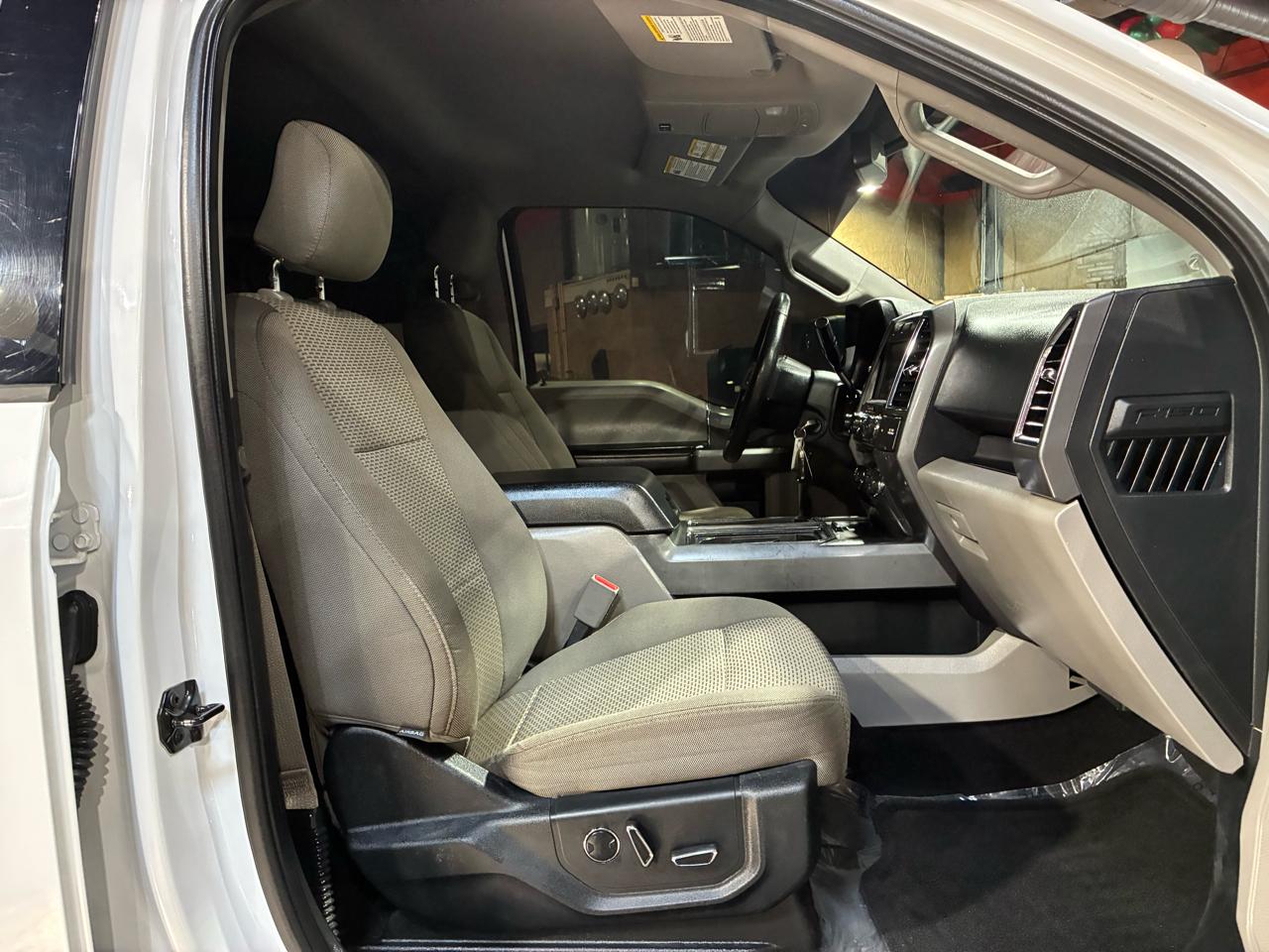 Ford F-150 4WD SuperCab 133" XLT 2015