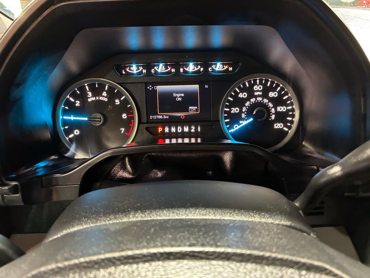 Ford F-150 4WD SuperCab 133" XLT 2015