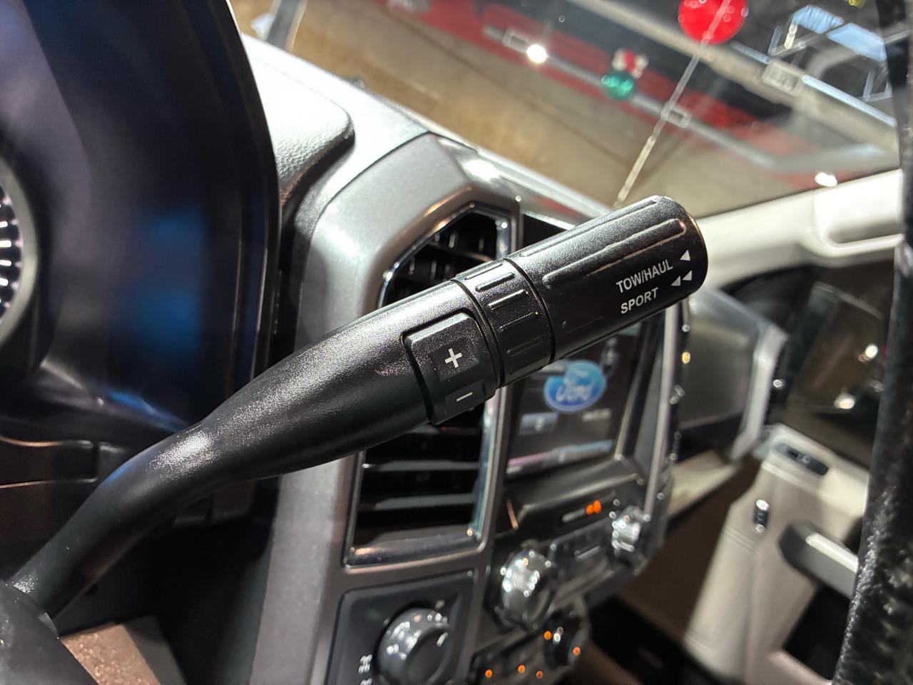 Ford F-150 4WD SuperCab 133" XLT 2015