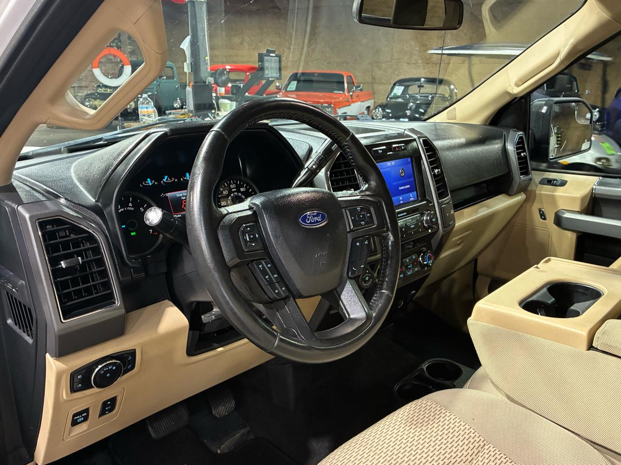 Ford F-150 2WD Supercab 133" XLT 2019
