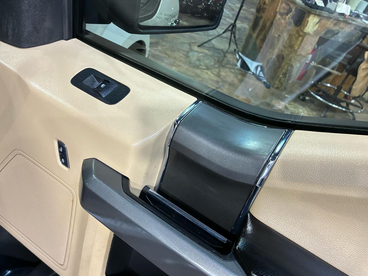 Ford F-150 2WD Supercab 133" XLT 2019