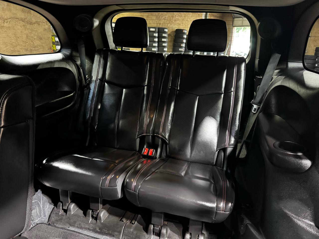 Dodge Durango 2WD 4dr R/T 2011