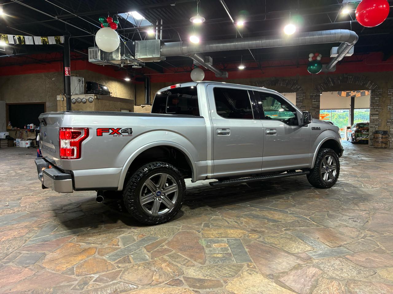 Ford F-150 XLT SuperCrew 4WD 2020