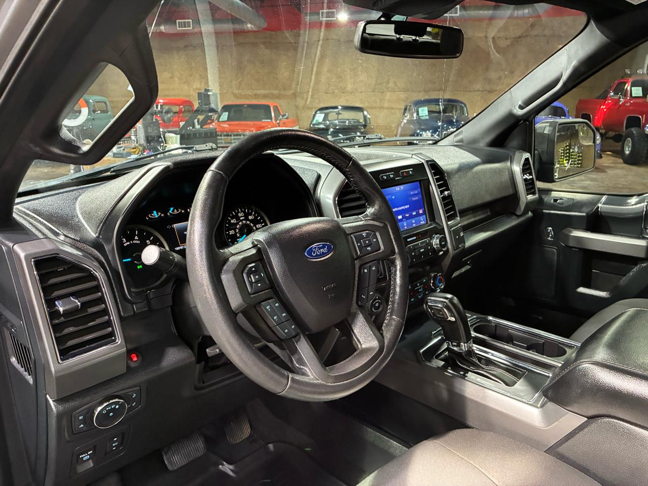 Ford F-150 XLT SuperCrew 4WD 2020