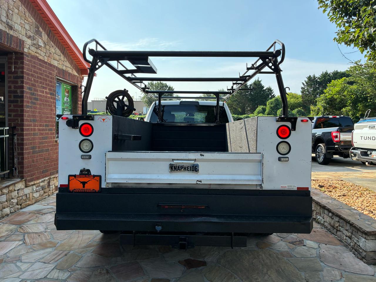 RAM 3500 Chassis Cab Tradesman 2WD Crew Cab 60" CA 172.4" WB 2018