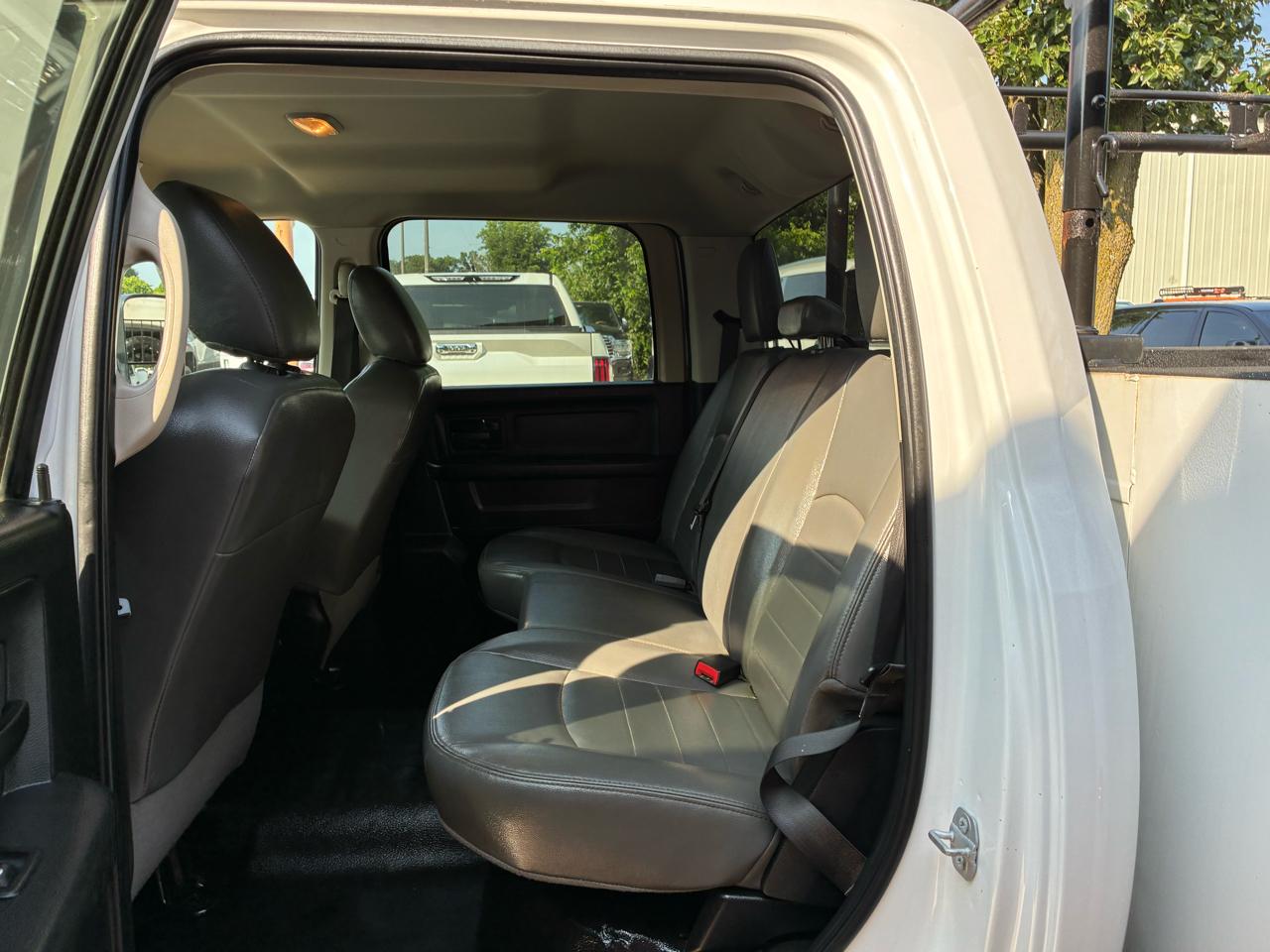 RAM 3500 Chassis Cab Tradesman 2WD Crew Cab 60" CA 172.4" WB 2018