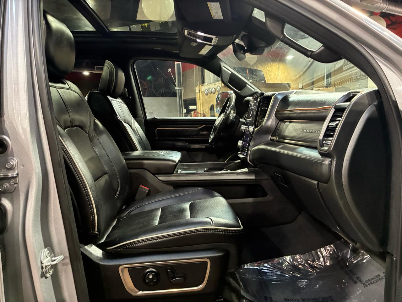 RAM 1500 Limited 4x4 Crew Cab 5'7" Box 2019