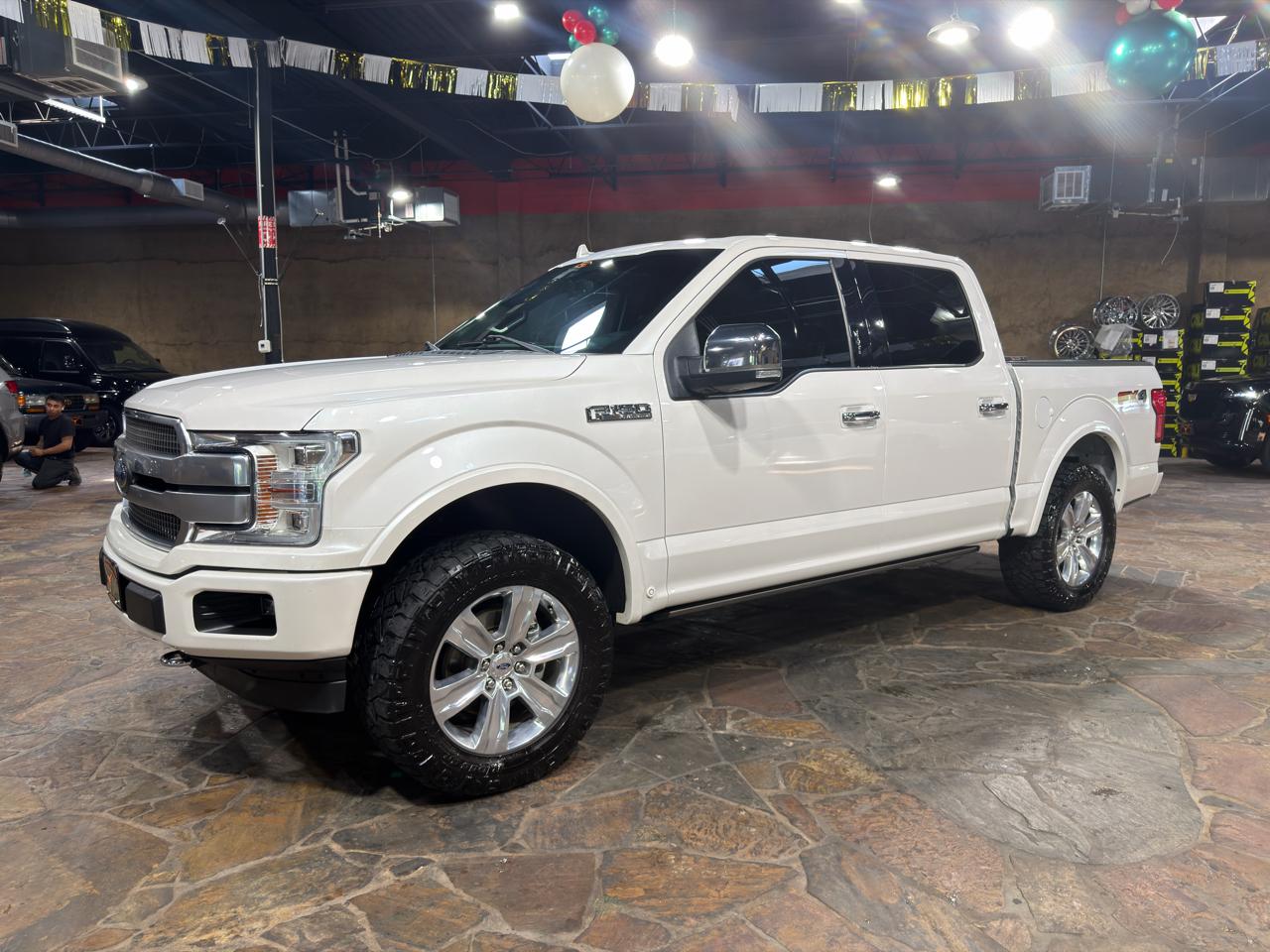 Ford F-150 Platinum 4WD SuperCrew 5.5' Box 2018