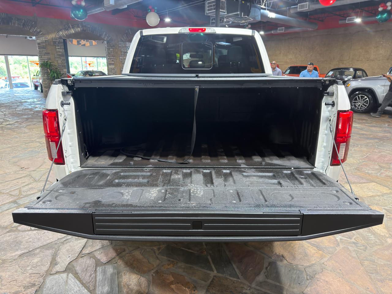 Ford F-150 Platinum 4WD SuperCrew 5.5' Box 2018