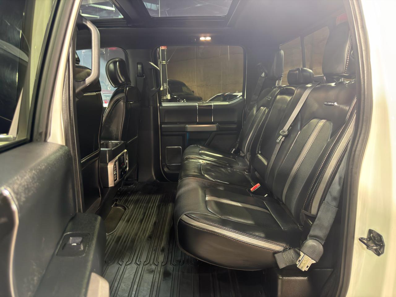Ford F-150 Platinum 4WD SuperCrew 5.5' Box 2018