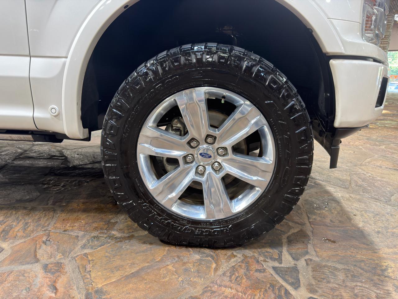 Ford F-150 Platinum 4WD SuperCrew 5.5' Box 2018