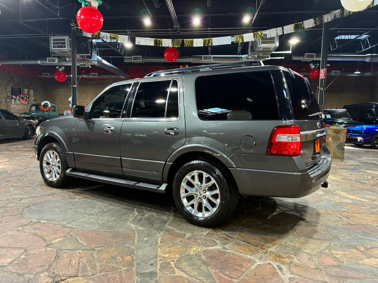 Ford Expedition 4WD 4dr Limited 2015