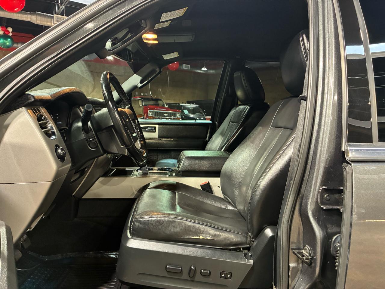 Ford Expedition 4WD 4dr Limited 2015