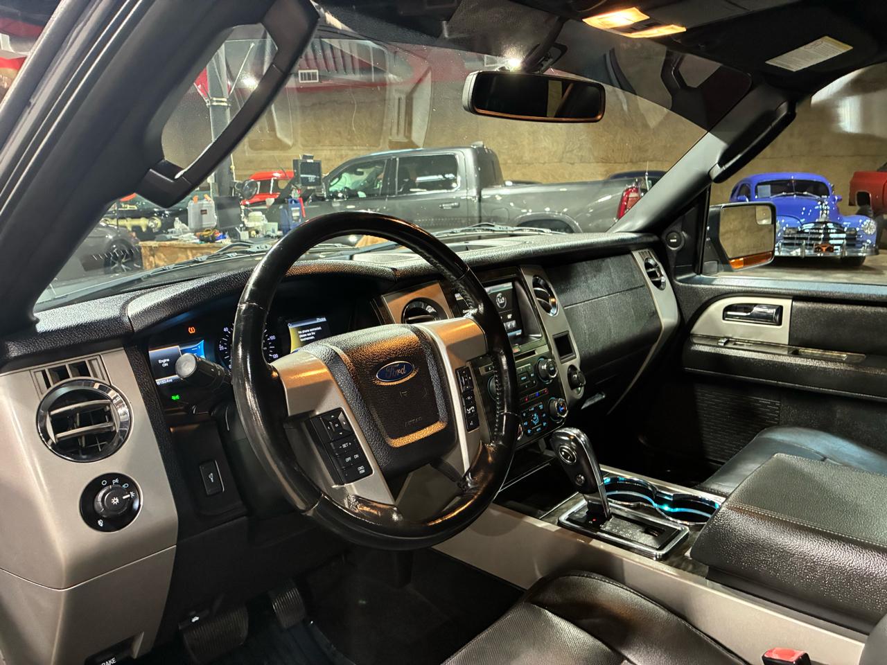 Ford Expedition 4WD 4dr Limited 2015