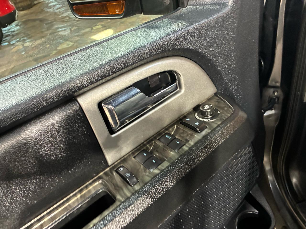 Ford Expedition 4WD 4dr Limited 2015