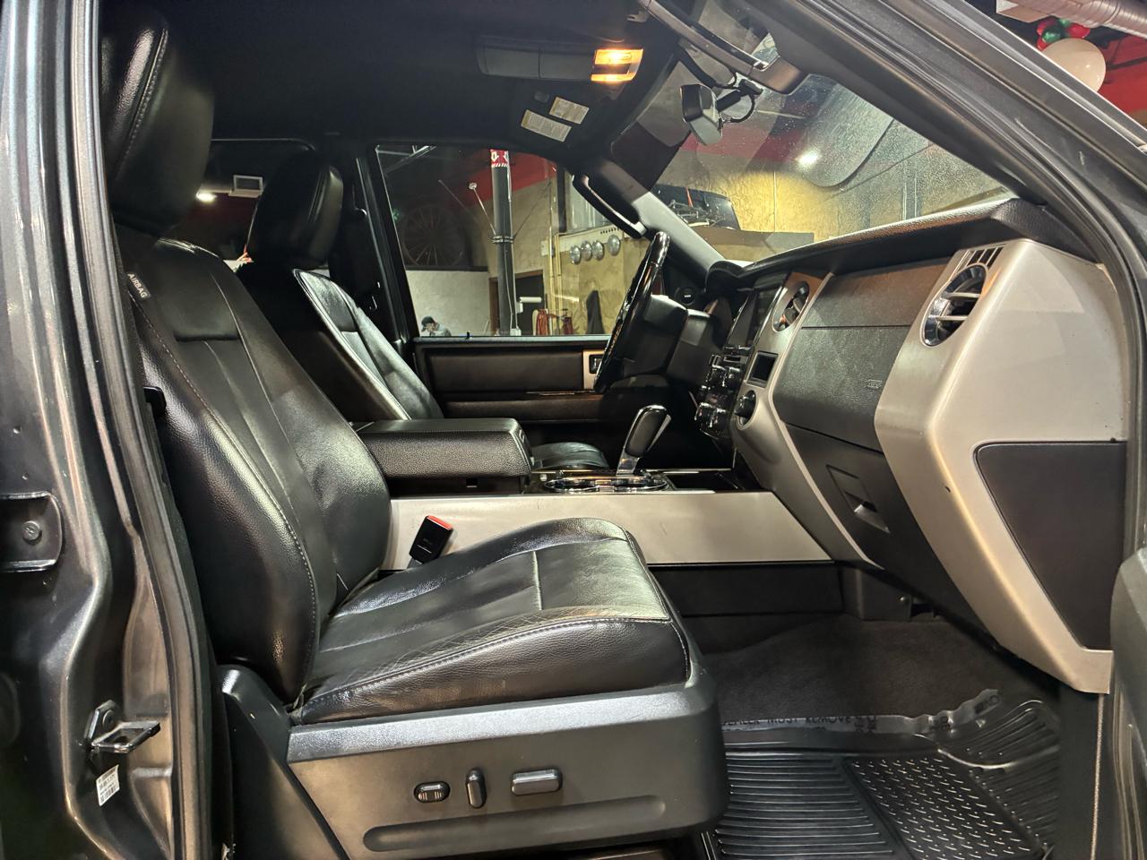 Ford Expedition 4WD 4dr Limited 2015