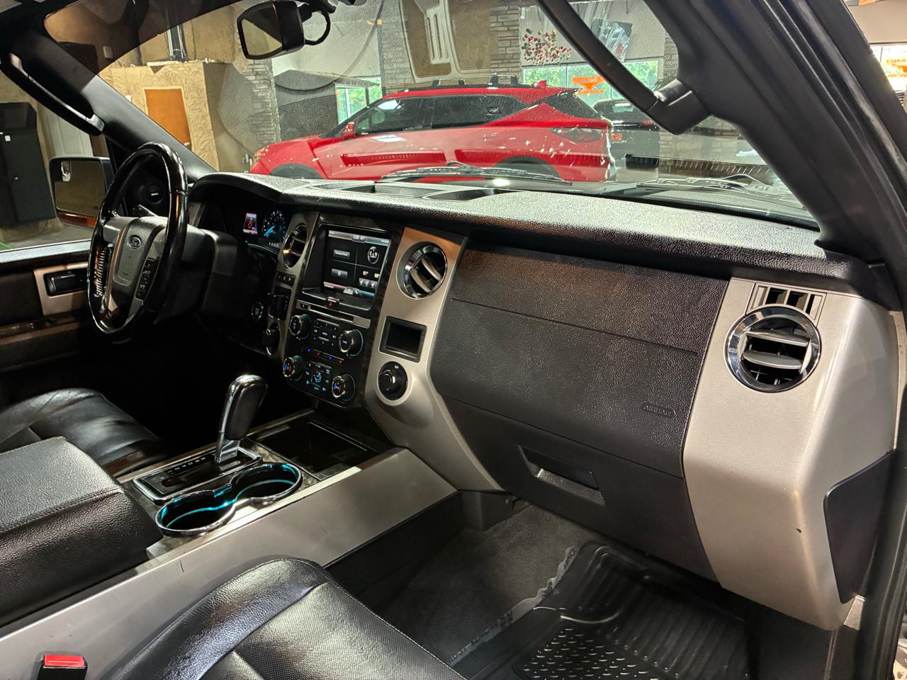 Ford Expedition 4WD 4dr Limited 2015