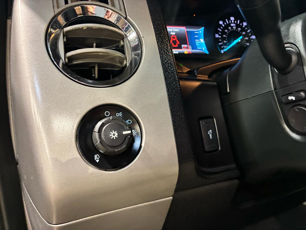 Ford Expedition 4WD 4dr Limited 2015
