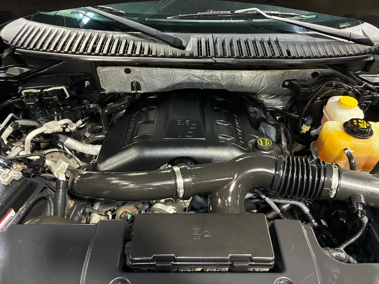 Ford Expedition 4WD 4dr Limited 2015