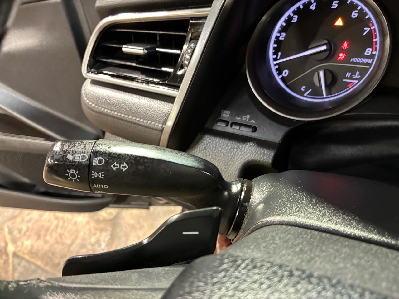 Toyota Camry SE Auto (Natl) 2022