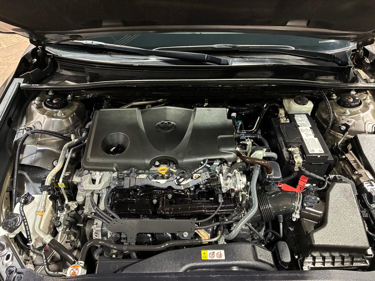 Toyota Camry SE Auto (Natl) 2022
