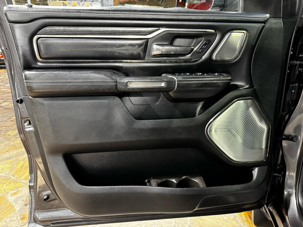 RAM 1500 Limited 4x4 Crew Cab 5'7" Box 2019